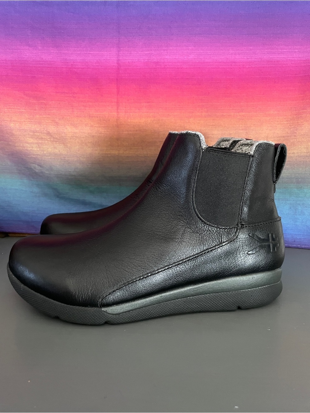 KURU Trina Jet Black Waterproof Leather Chelsea Ankle Boots Orthopedic 9.5 M